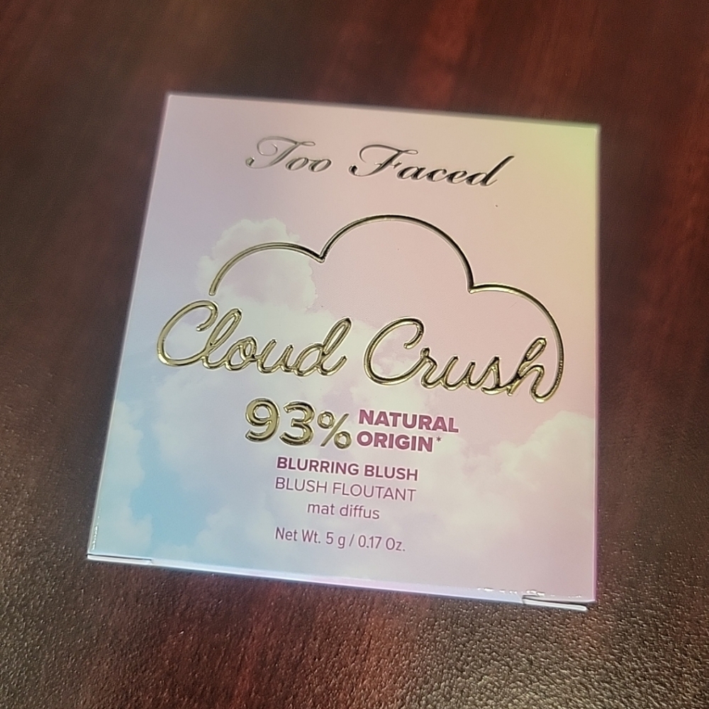 Too Faced Cloud Crush Blurring Blush - Berry Dreamy - 0.17 oz/5 g - New in Box